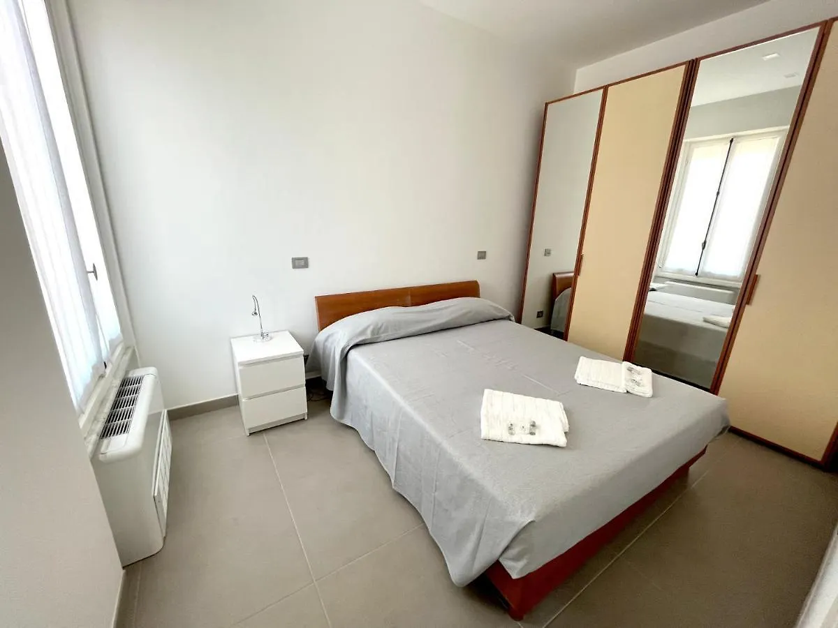 Chiavari High Class Apartment In The Old Town Italy