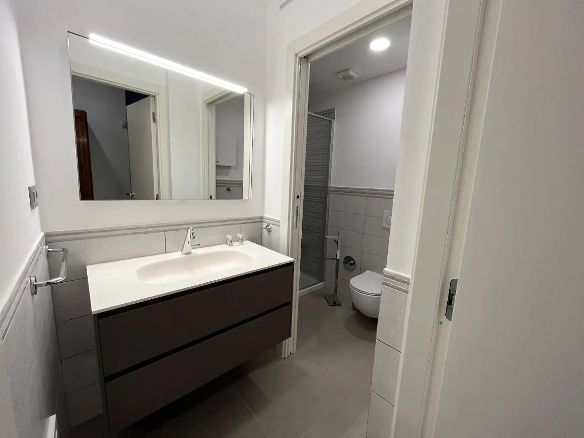 Chiavari High Class Apartment In The Old Town